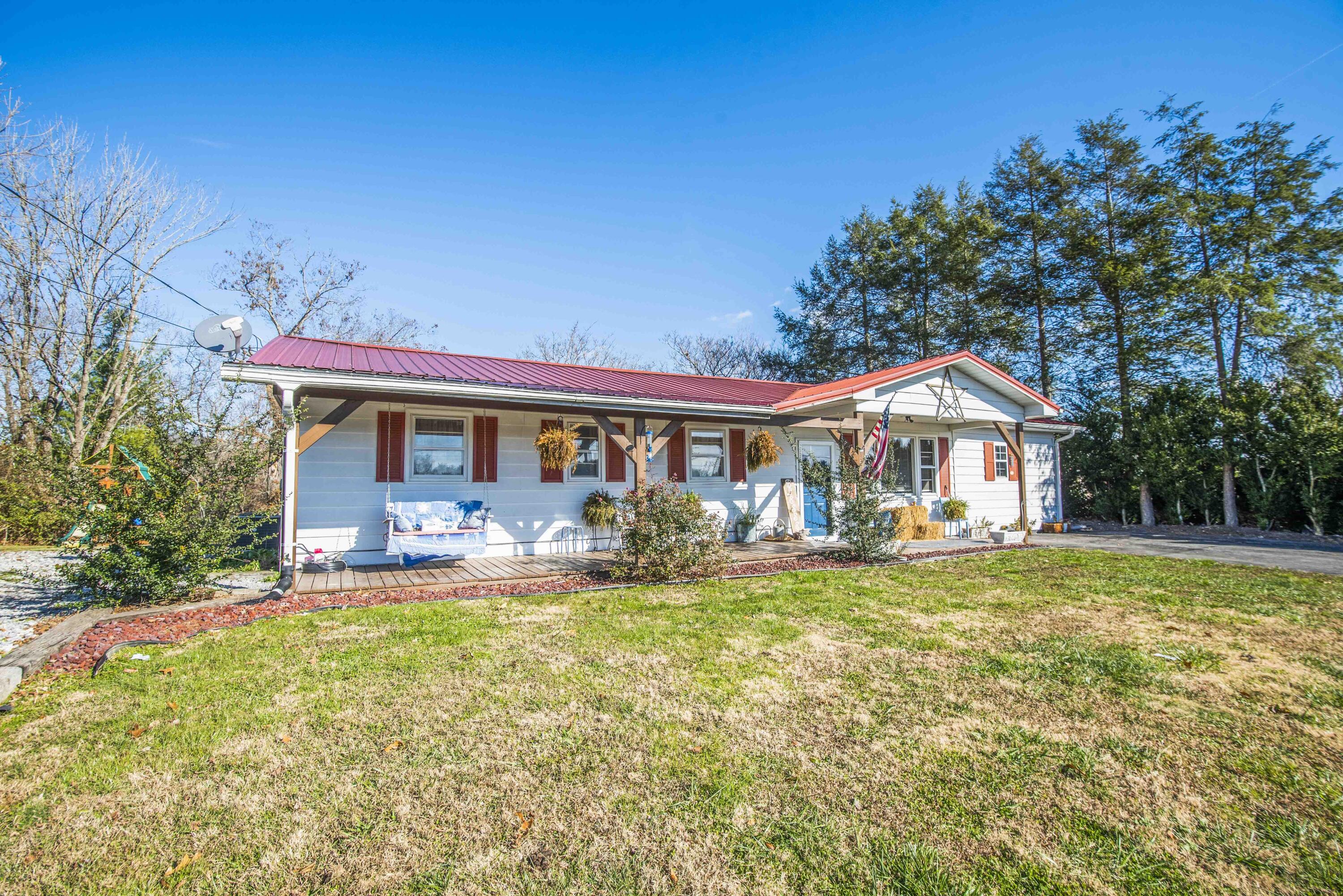 2535 Fodderstack Mountain Loop Greeneville, TN 37745 - Photo 9 of 42 exterior_1