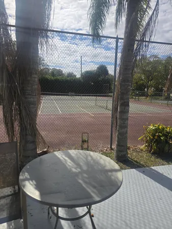 $1,550 | 400 18th Street, Unit P5, Vero Beach, FL 32960