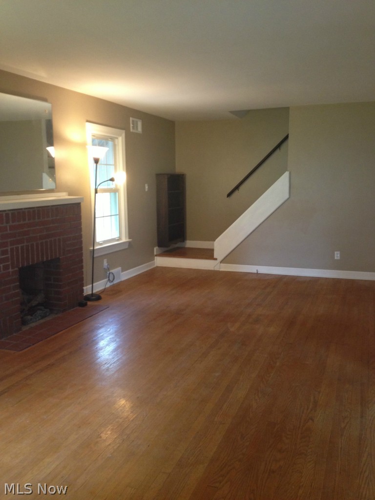 2038 Wingate Road Youngstown, OH 44514 - Photo 4 of 17 Gallery Image 4