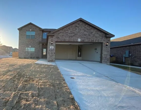$2,400 | 200 Lake Ridge, Princeton, TX 75407