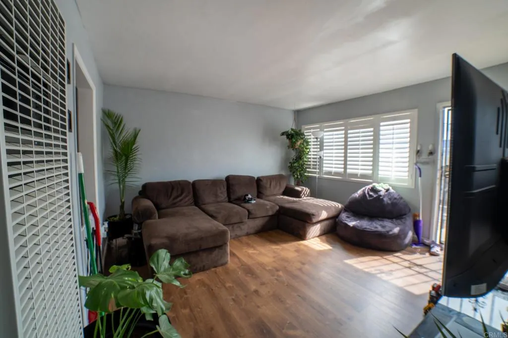 271 Quintard Street Chula Vista, CA 91911 - Photo 20 of 29