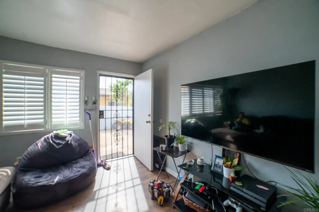 271 Quintard Street Chula Vista, CA 91911 - Photo 27 of 29