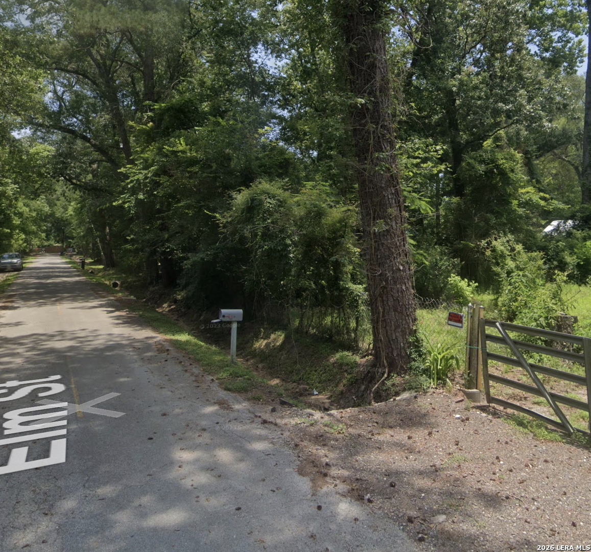 50 Elm Street Huffman, TX 77336 - Photo 2 of 8