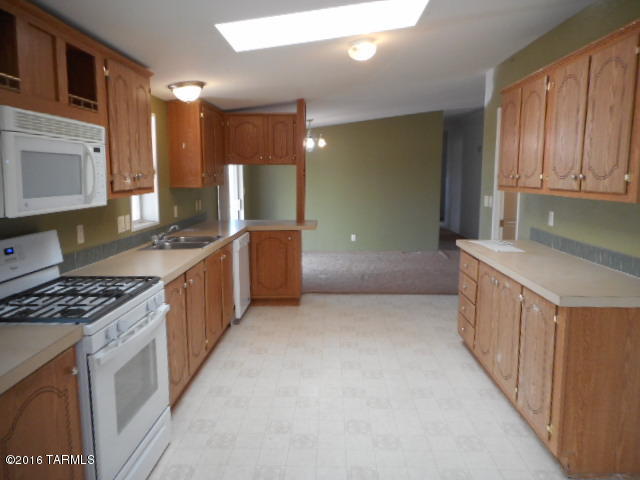7828 South Pistol Ridge Road Tucson, AZ 85756 - Photo 22 of 38