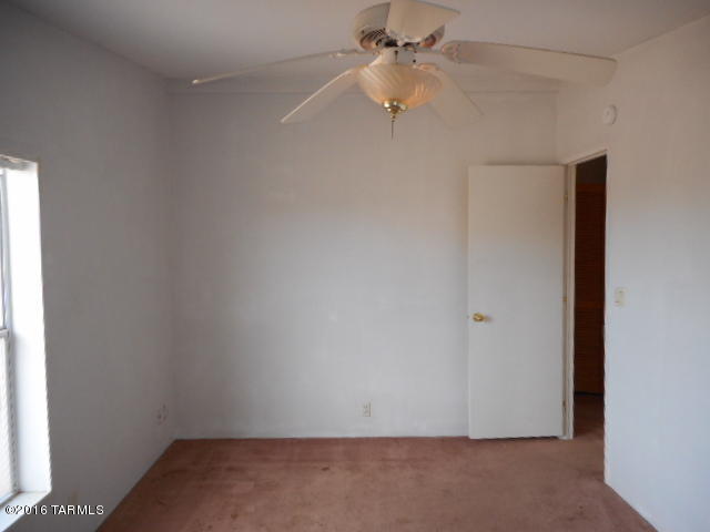 7828 South Pistol Ridge Road Tucson, AZ 85756 - Photo 34 of 38