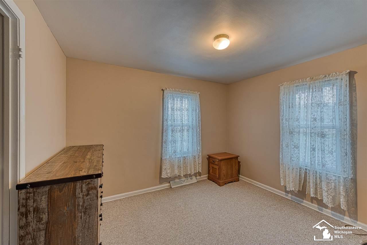975 West Sigler Road Carleton, MI 48117 - Photo 16 of 39 Gallery Image 16