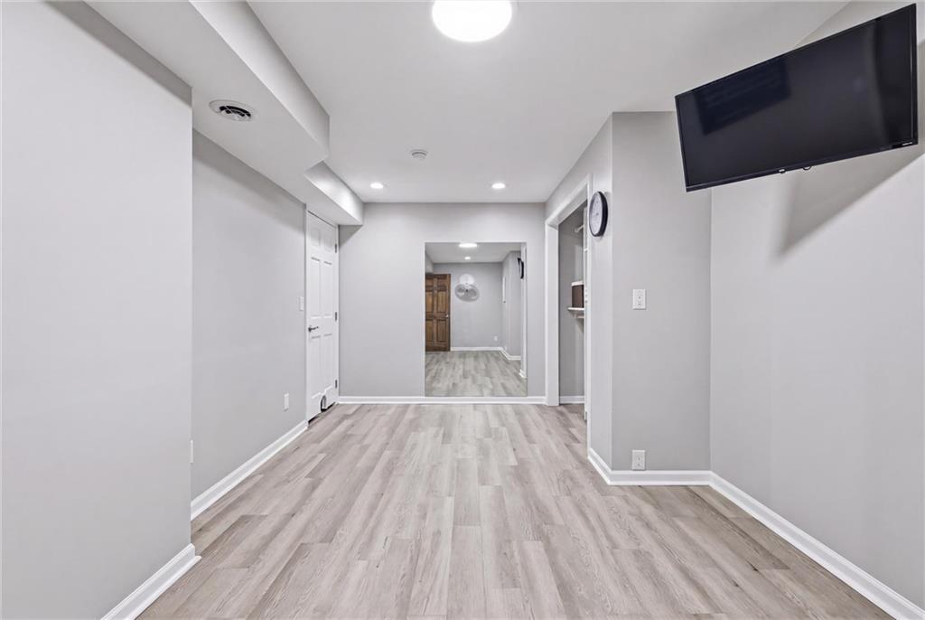 6805 Mill Creek Road Shawnee, KS 66217 - Photo 31 of 52 Gallery Image 31