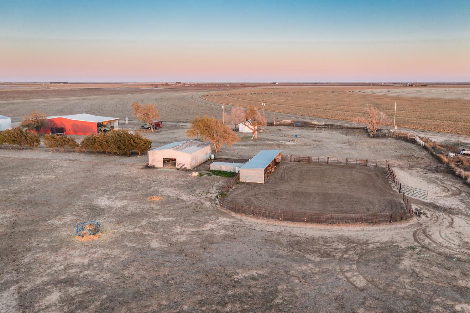 1401 County Road Z Plainview, TX 79072 - Photo 3 of 41 wooden view of lake view and mountain view