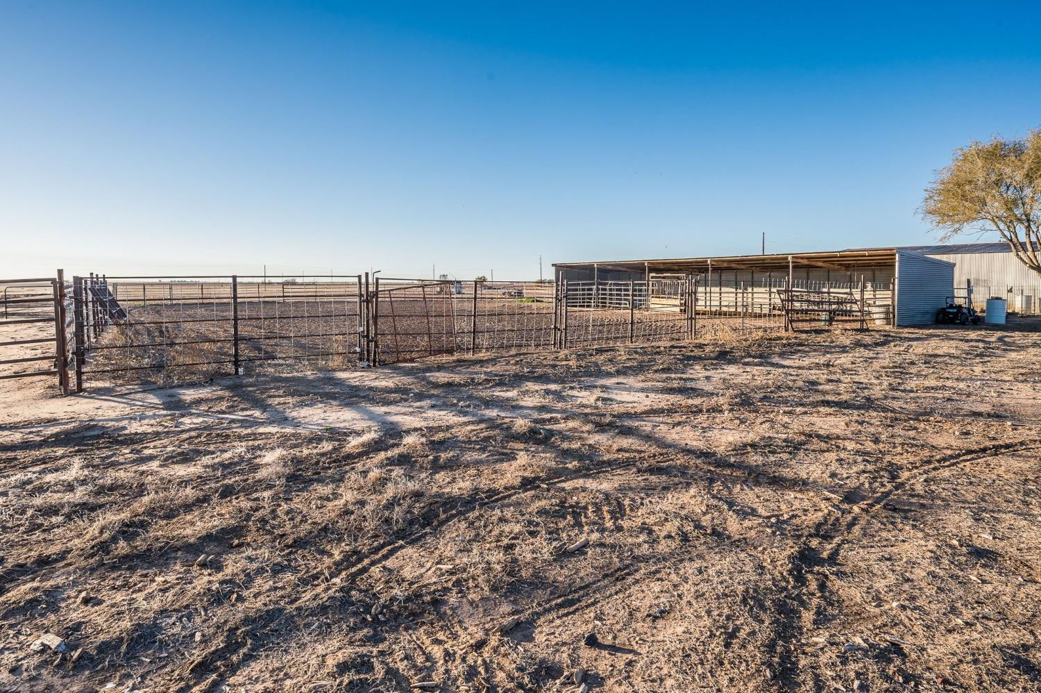 1401 County Road Z Plainview, TX 79072 - Photo 37 of 41 a view of a lake view