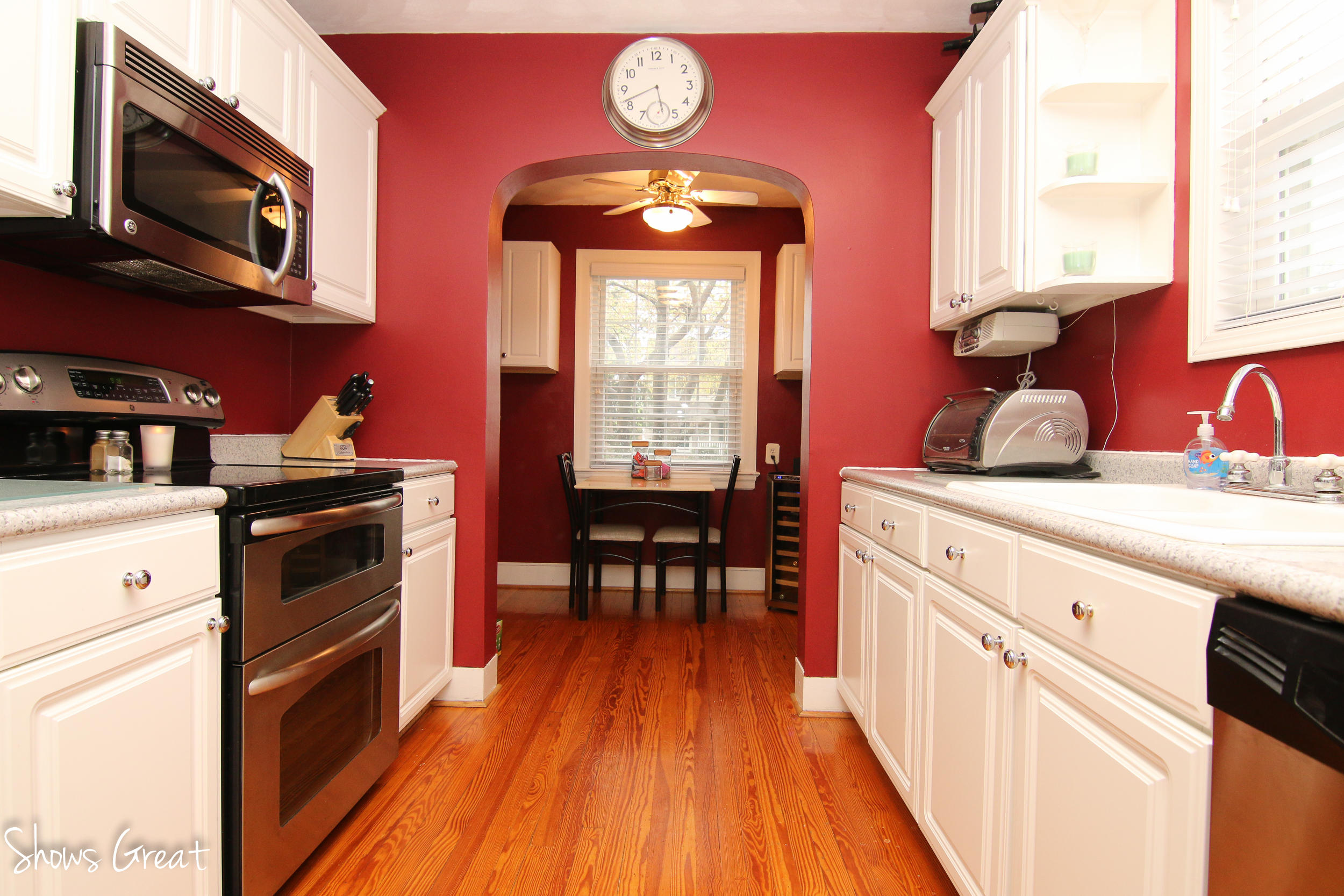 2465 Tillett Road Southwest Roanoke, VA 24015 - Photo 11 of 45 IMG_0170-2