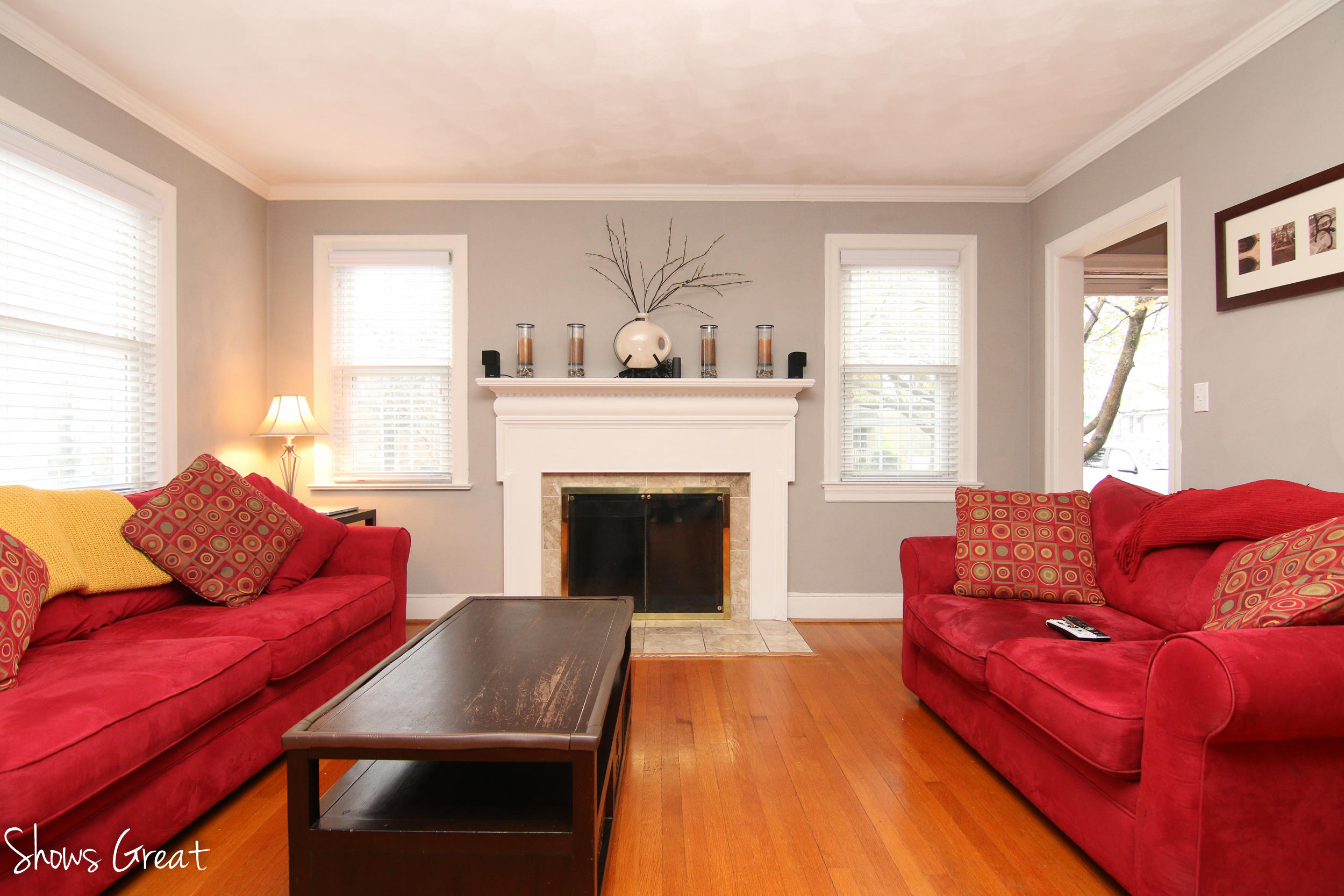 2465 Tillett Road Southwest Roanoke, VA 24015 - Photo 4 of 45 IMG_0157-2