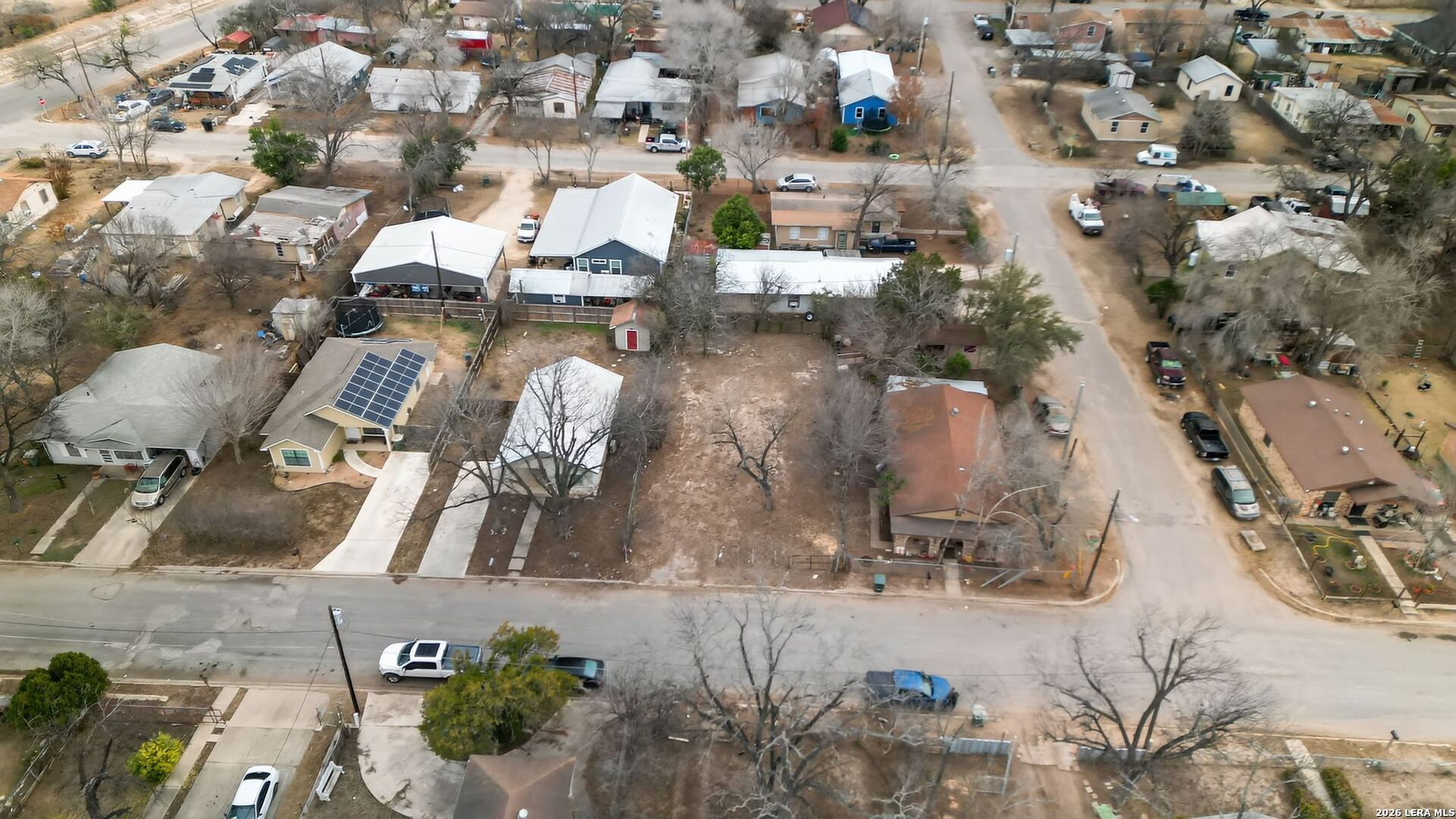 527 Juarez Street Uvalde, TX 78801 - Photo 18 of 24