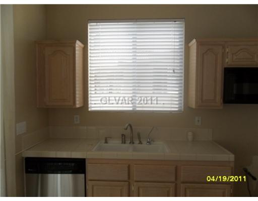 1971 Thunder Ridge Circle Henderson, NV 89012 - Photo 5 of 5 Kitchen.
