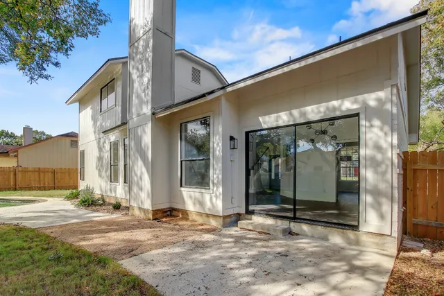 $3,500 | 7401 Whistlestop Drive, Austin, TX 78749