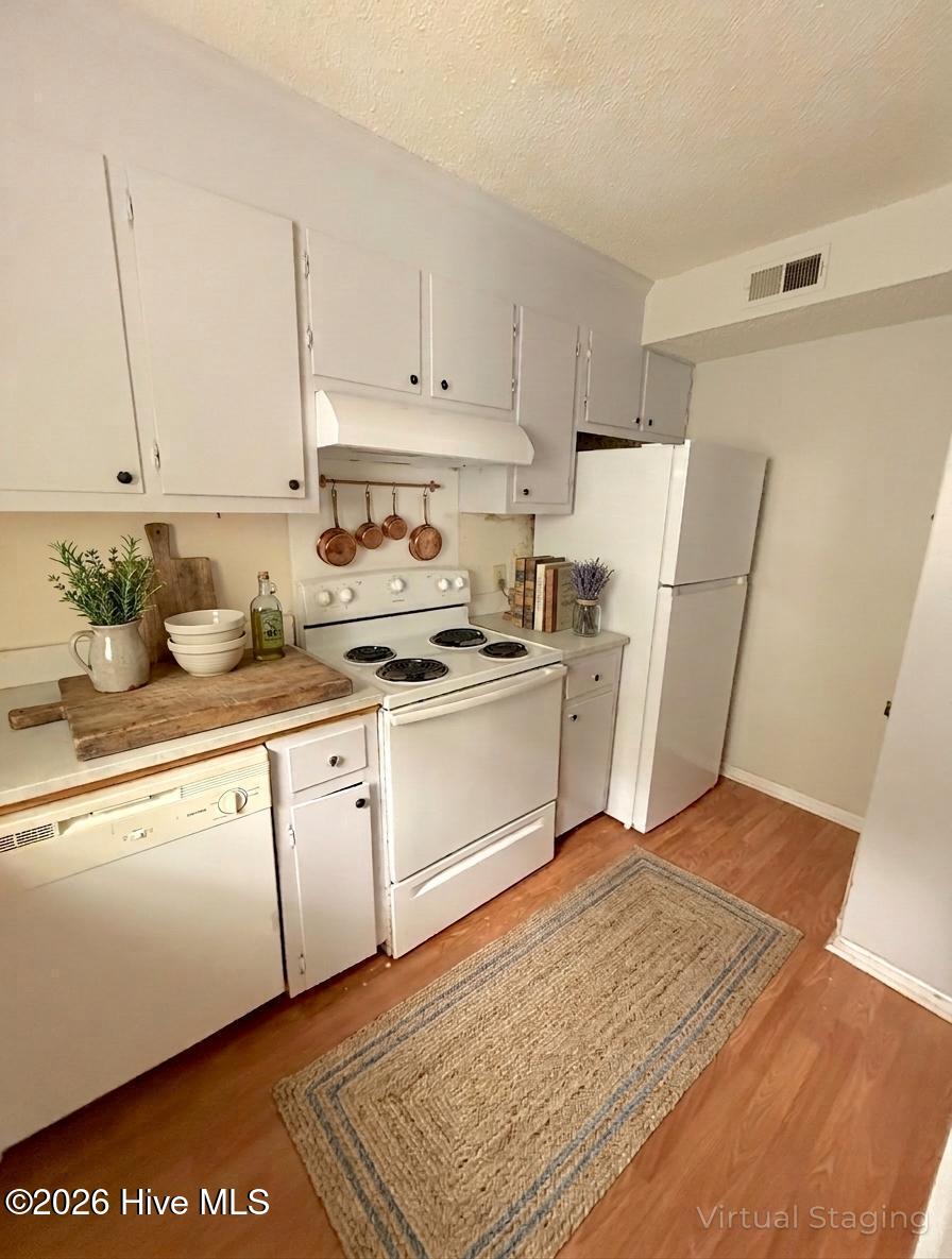 945 B's Barbeque Road, Unit A AND B Greenville, NC 27834 - Photo 5 of 14 collov-ai_20260407171315_89myjy