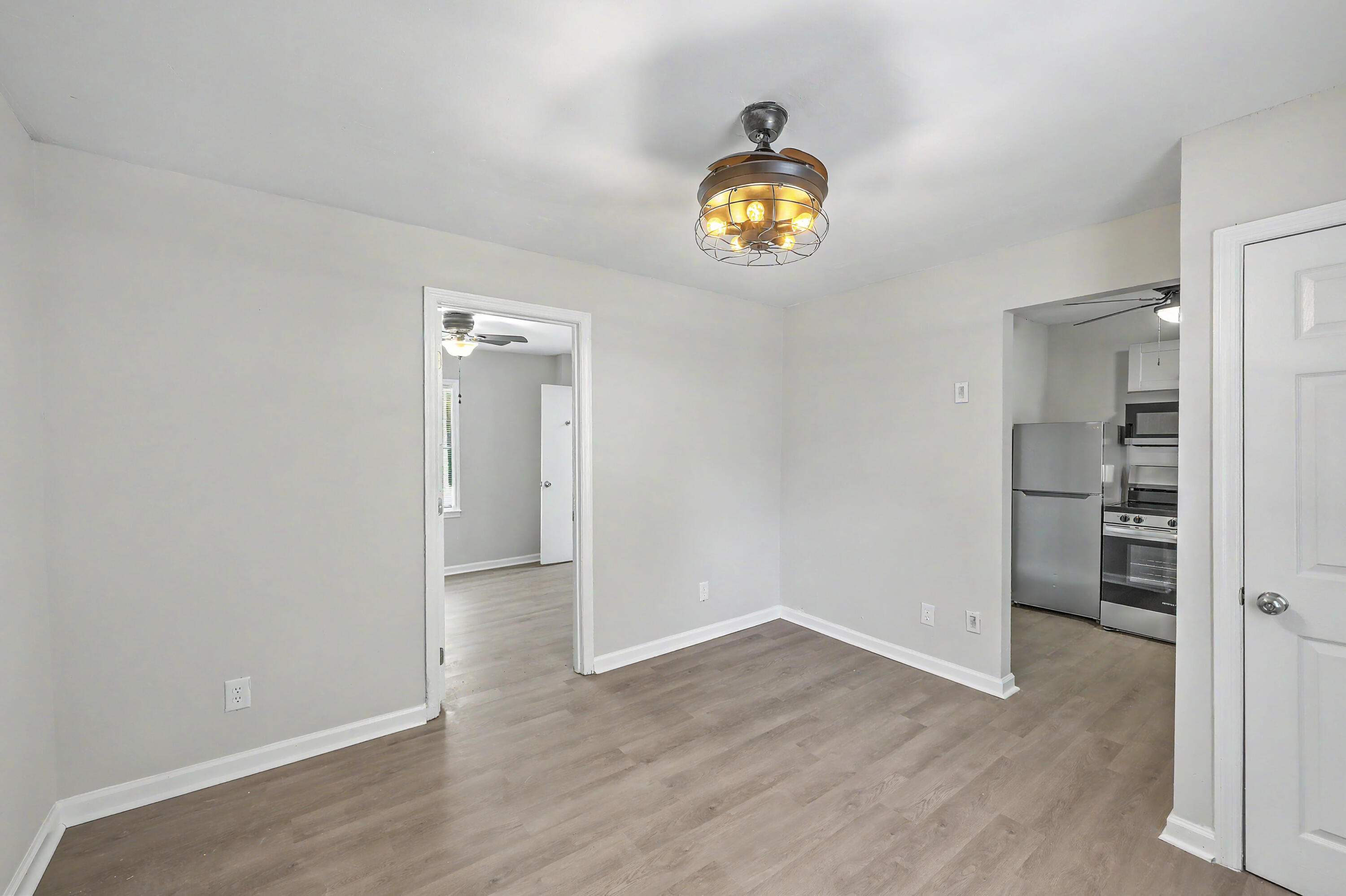 119 Drake Street, Unit D Charleston, SC 29403 - Photo 11 of 21 Living Room