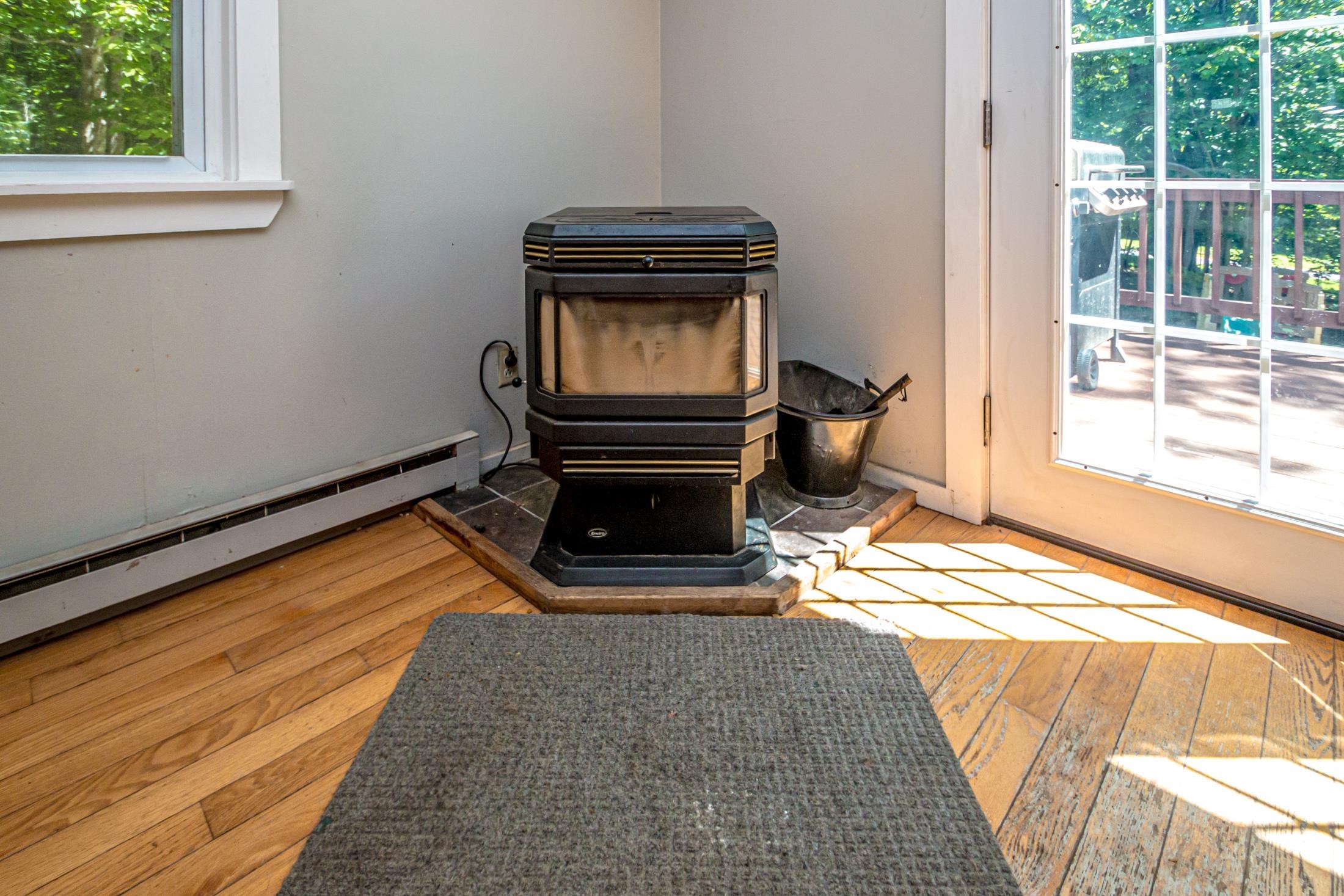 51 Old Goshen Road Conway, NH 03813 - Photo 4 of 53
