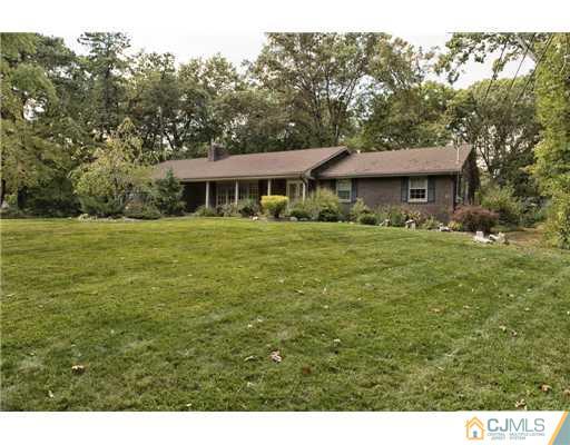 147 Dutch Road East Brunswick, NJ 08816 - Photo 1 of 22 Gallery Image 1