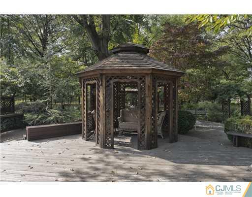 147 Dutch Road East Brunswick, NJ 08816 - Photo 16 of 22 Gallery Image 16