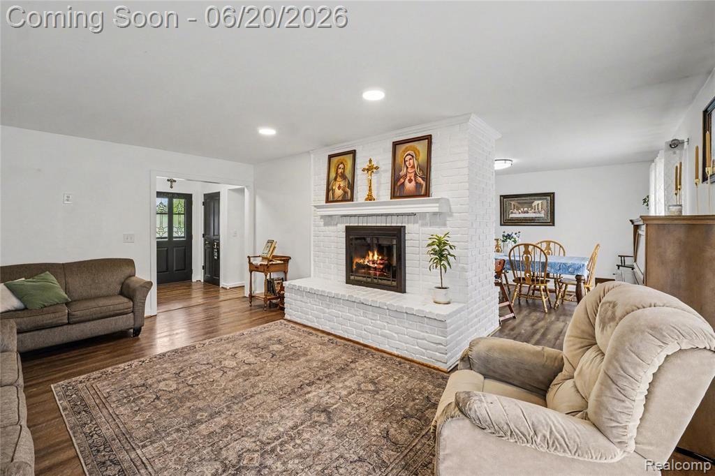 5465 South Lake George Road Metamora, MI 48455 - Photo 10 of 76