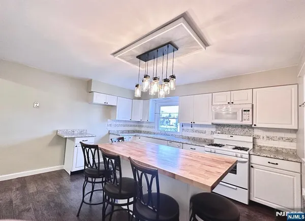 $3,350 | 99 Spencer Avenue, Clifton, NJ 07013