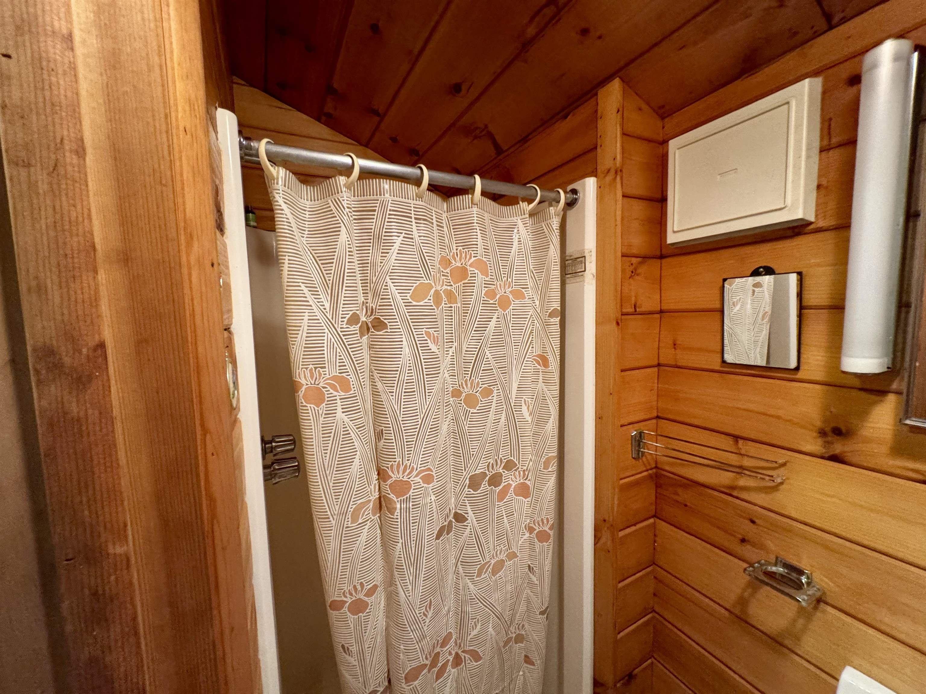 843 Perini Road Newbury, VT 05051 - Photo 13 of 15 Gallery Image 13