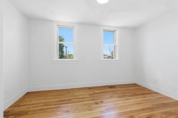 $389,500 | 1101 North Royal Avenue, Front Royal, VA 22630