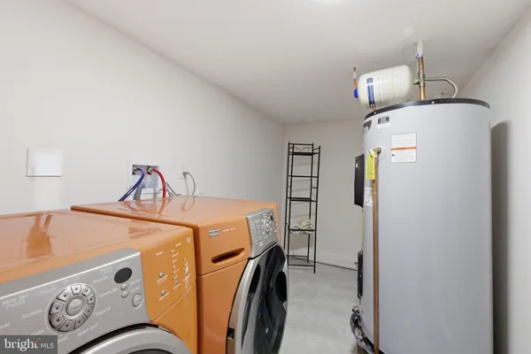 $389,500 | 1101 North Royal Avenue, Front Royal, VA 22630