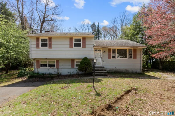 $239,000 | 48 Manor Lane, Wolcott, CT 06716