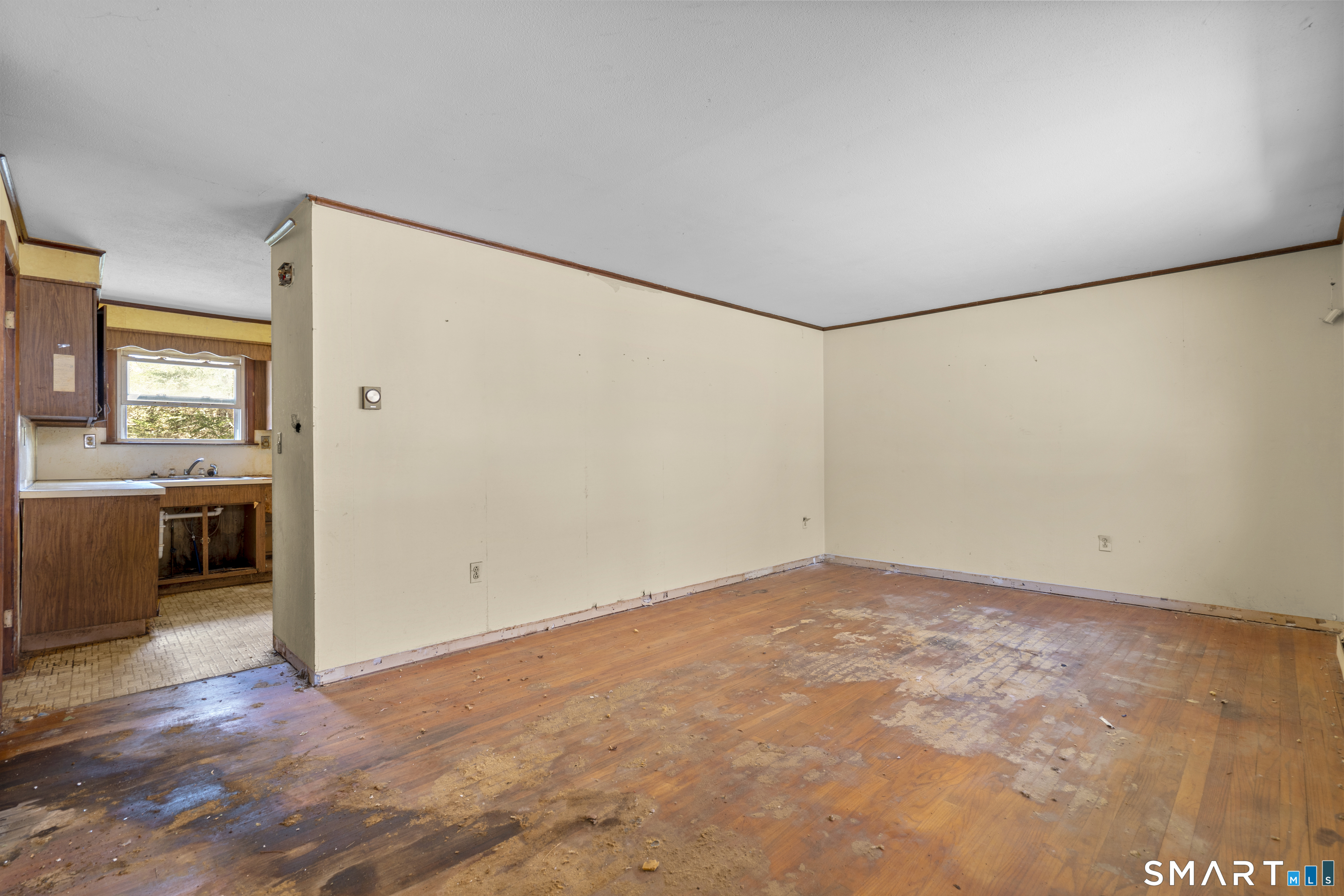 48 Manor Lane Wolcott, CT 06716 - Photo 4 of 35