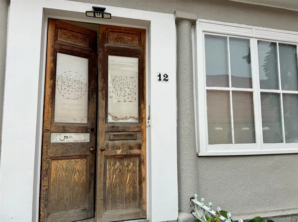 $3,500 | 12 Villard Avenue, Unit 2, Hastings-on-Hudson, NY 10706