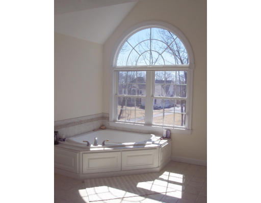 24 Smith Road Hopkinton, MA 01748 - Photo 14 of 28 Gallery Image 14