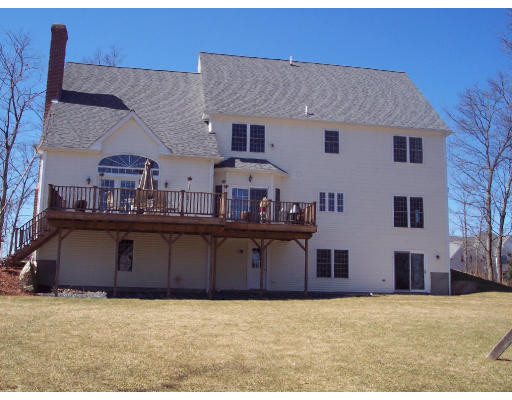 24 Smith Road Hopkinton, MA 01748 - Photo 25 of 28 Gallery Image 25