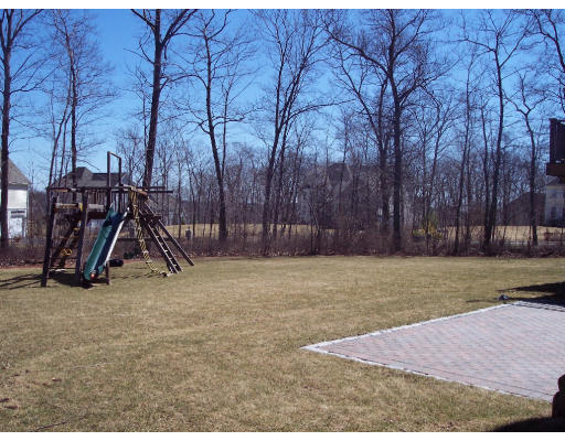 24 Smith Road Hopkinton, MA 01748 - Photo 26 of 28 Gallery Image 26