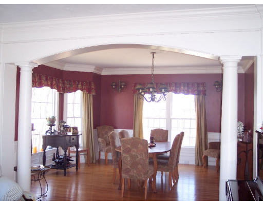 24 Smith Road Hopkinton, MA 01748 - Photo 8 of 28 Gallery Image 8