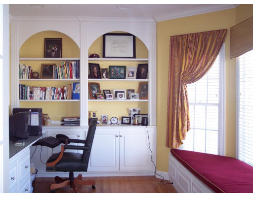 24 Smith Road Hopkinton, MA 01748 - Photo 10 of 28 Gallery Image 10