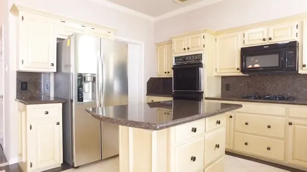 $3,000 | 16910 Ascot Meadow Drive, Sugar Land, TX 77479