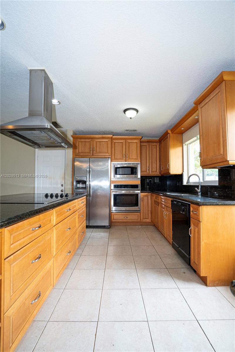 1104 Southwest 12th Street Boca Raton, FL 33486 - Photo 17 of 44