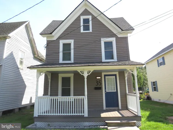 $115,000 | 35 West Chesapeake Avenue, Crisfield, MD 21817