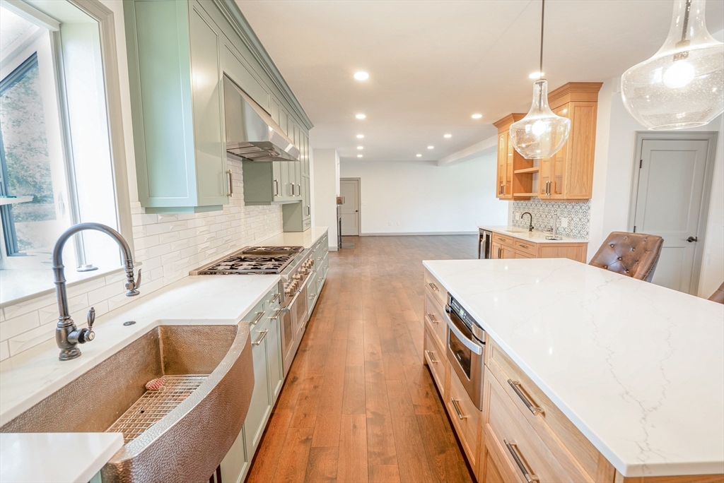 6 Talbot Farm Road Norwood, MA 02062 - Photo 9 of 42 Gallery Image 9