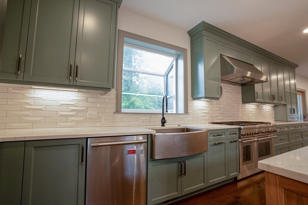 6 Talbot Farm Road Norwood, MA 02062 - Photo 10 of 42 Gallery Image 10
