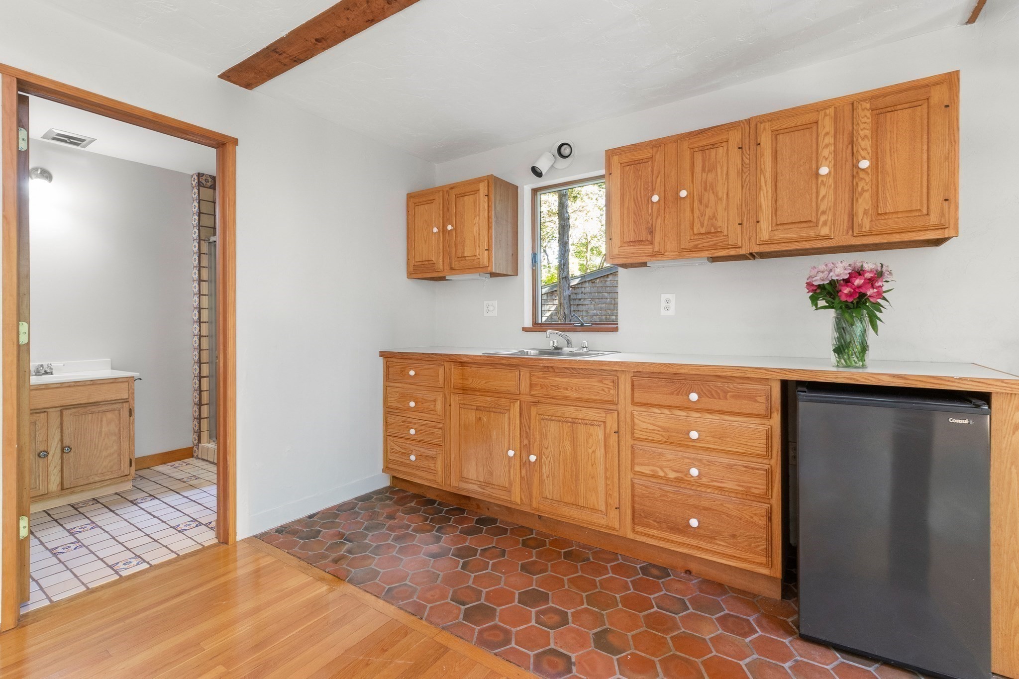 48 East Street Georgetown, MA 01833 - Photo 10 of 42 Gallery Image 10