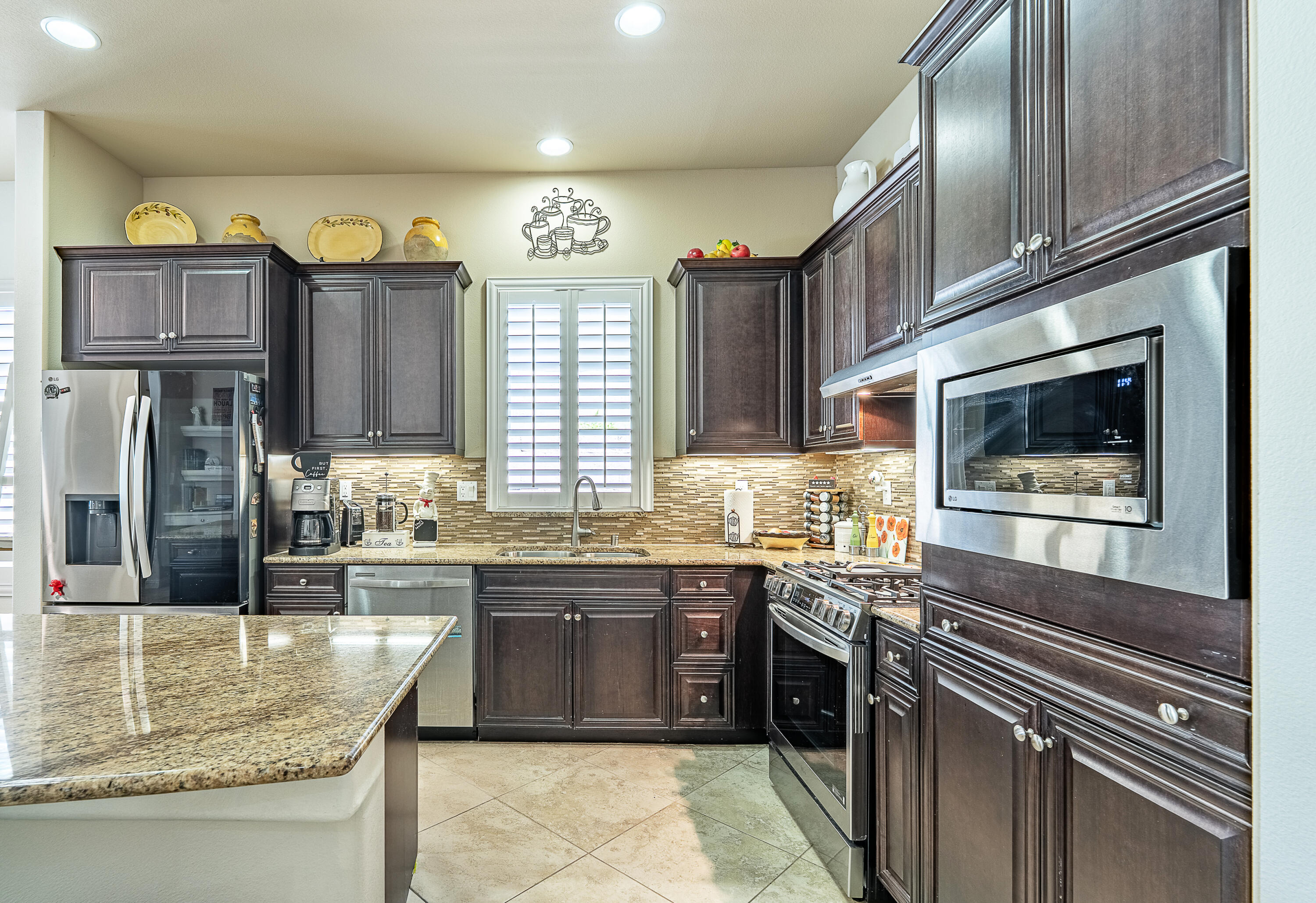 81363 Corte Compras Indio, CA 92203 - Photo 12 of 57 81363 CORTE COMPRAS 12