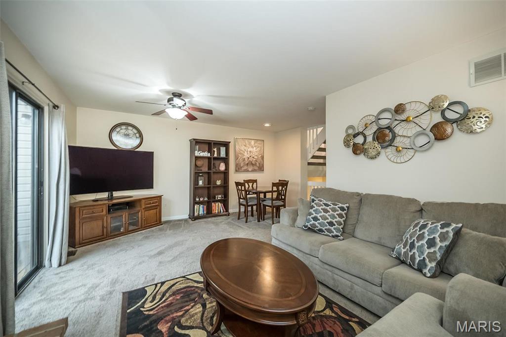 628 Painted Vista Drive Ballwin, MO 63021 - Photo 11 of 32