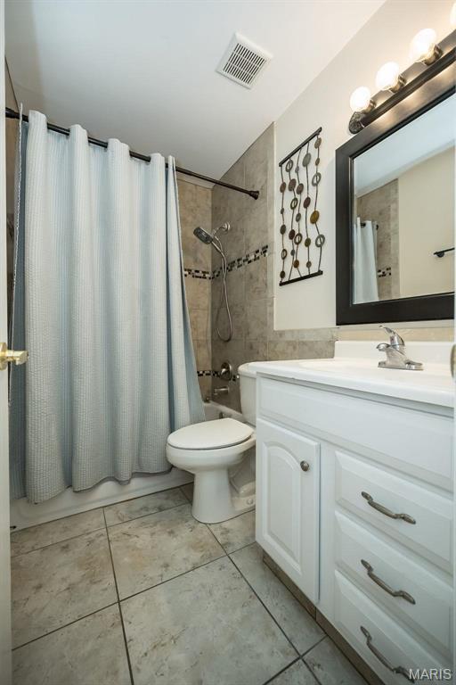 628 Painted Vista Drive Ballwin, MO 63021 - Photo 14 of 32