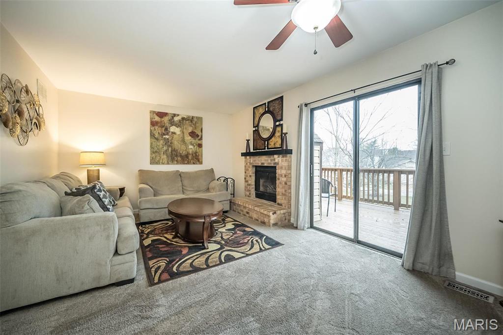 628 Painted Vista Drive Ballwin, MO 63021 - Photo 9 of 32