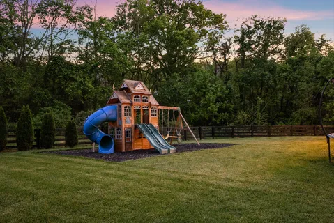 $1,325,000 | 6917 Fence Post Lane, College Grove, TN 37046