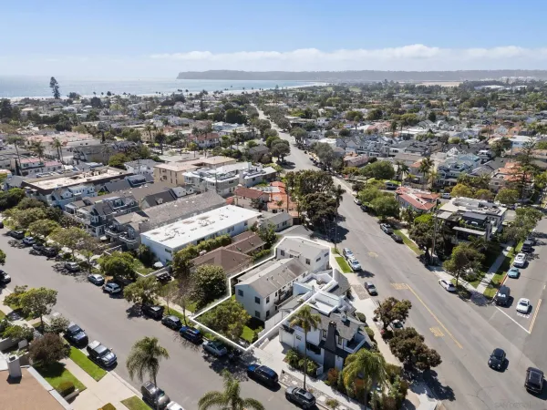 $3,250,000 | 812-20 E Avenue, Coronado, CA 92118