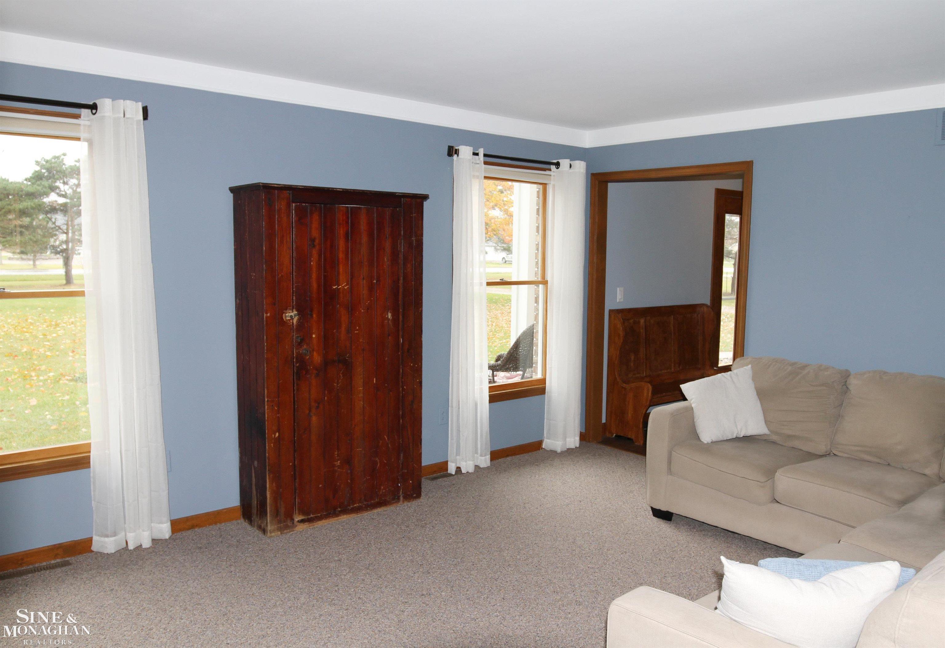 6969 Marsh Road Marine City, MI 48039 - Photo 16 of 34 Living Room 1