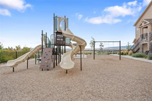 $334,500 | 9962 West Victoria Place, Unit 102, Littleton, CO 80127